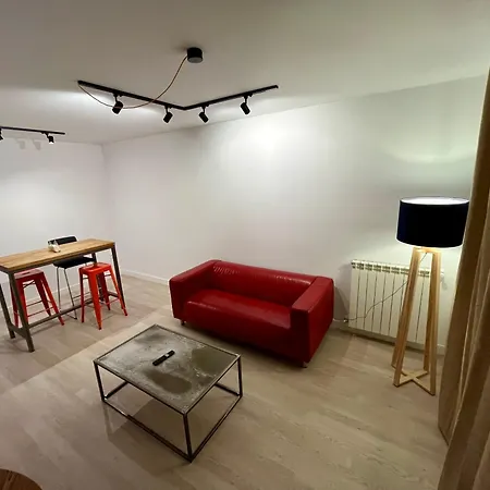 Apartment Theorangetbh *